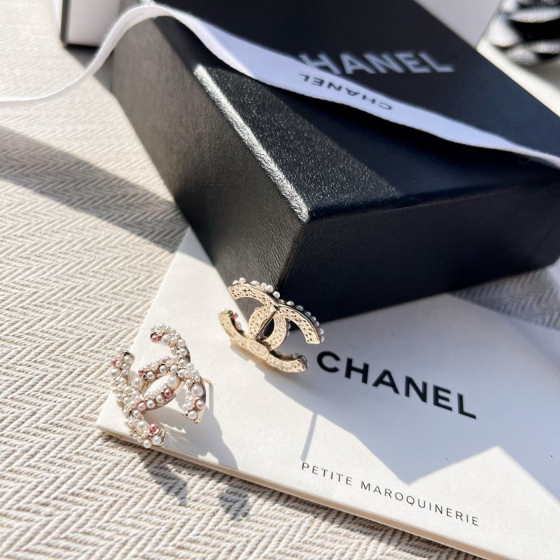 Ch**el earrings
